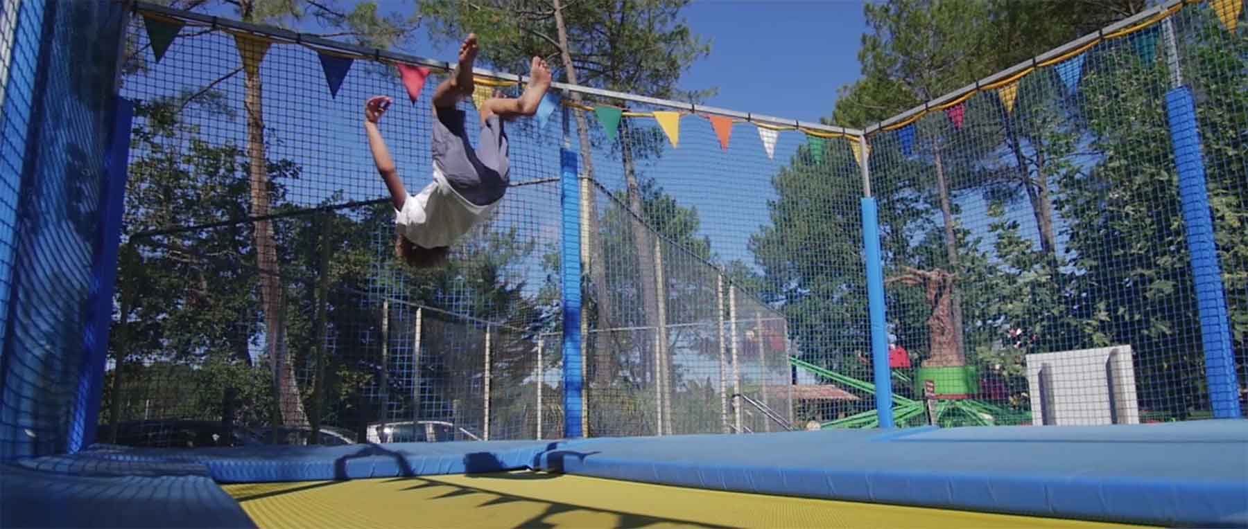 Parc de la coccinelle Attractions Trampolines